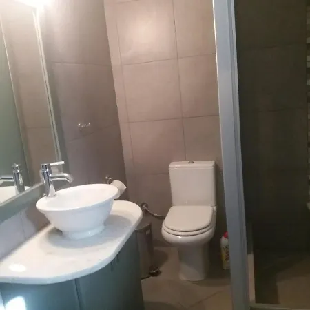 Lakonian Appartement *