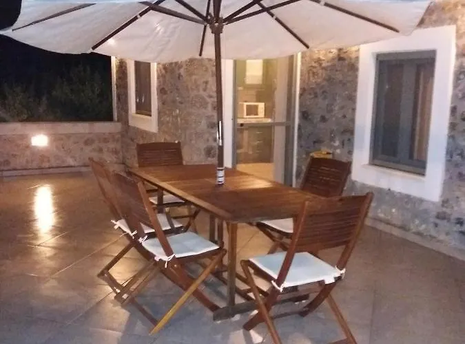 Lakonian Appartamento Ierakas